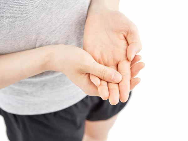 ばね指・腱鞘炎の症状と治療方法